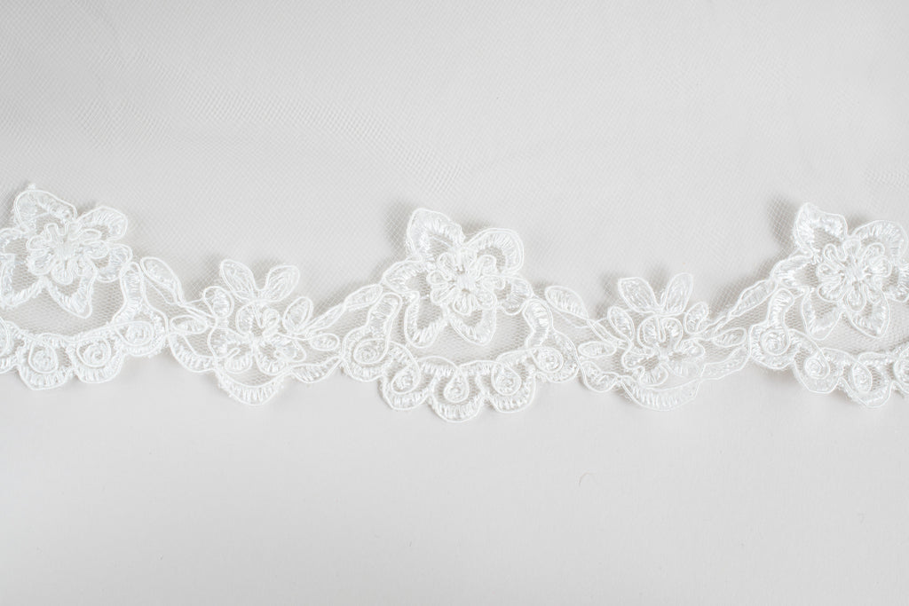 Lace Fingertip Wedding Veil