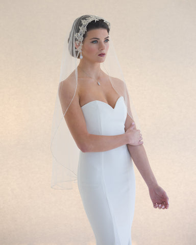 Dainty and Delicate Fingertip Veil